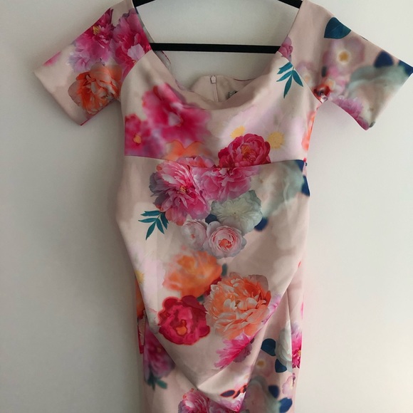 Asos maternity dress - Picture 2 of 3